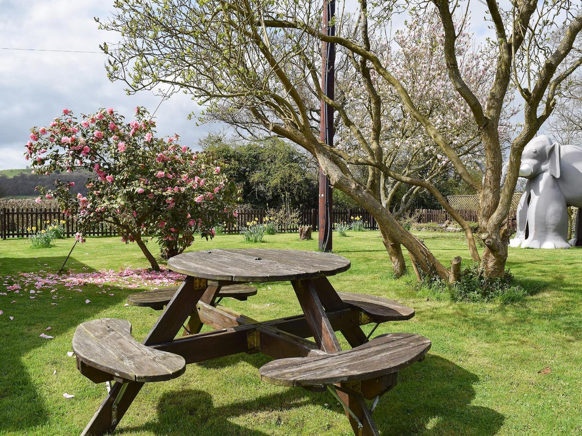 Lenas Lodge Birtsmorton Dış mekan fotoğraf